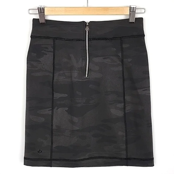 Lululemon Rocket Pencil Skirt Black Retro Grey Camo Zip Pockets Stretch Size 4 - Picture 5 of 16